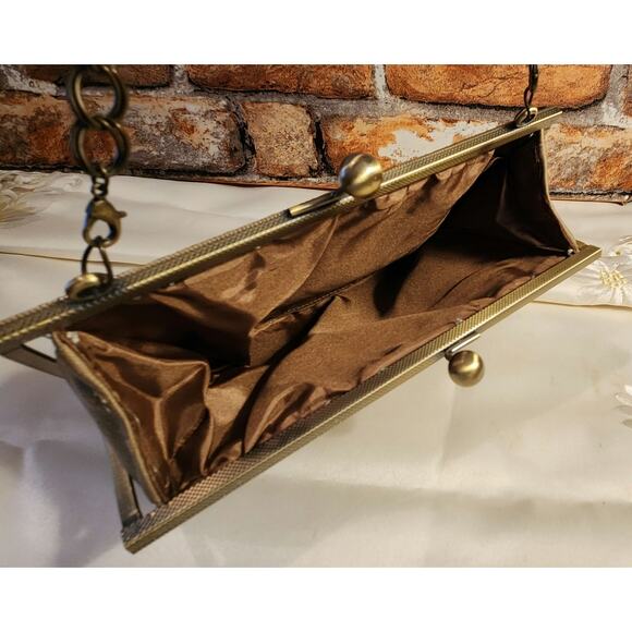 Vintage Brown Crewel Embroidered Handbag Purse - Removable Chain -- Ocean Theme - Picture 5 of 8